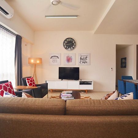 By The Sea Suites - Managed By Sdb Host Бату-Феррінгі Екстер'єр фото
